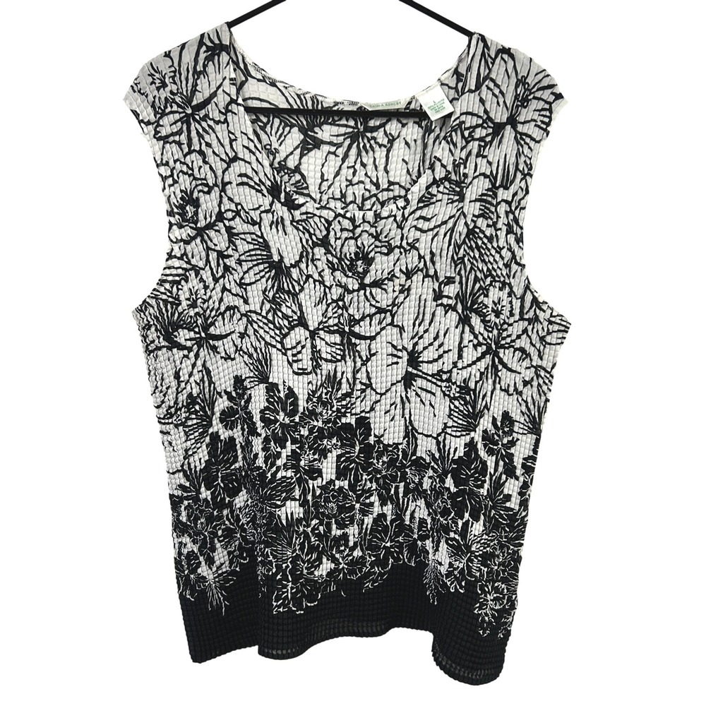 Laura Ashley Crinkle Top Large Black White Tropical Floral Travel Textured